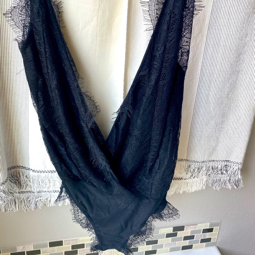 NWOT Dee Elly black lace bodysuit